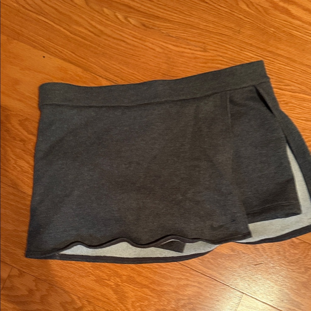Nike Dry Fit Performance Dark Gray Athletic Skort, sz L